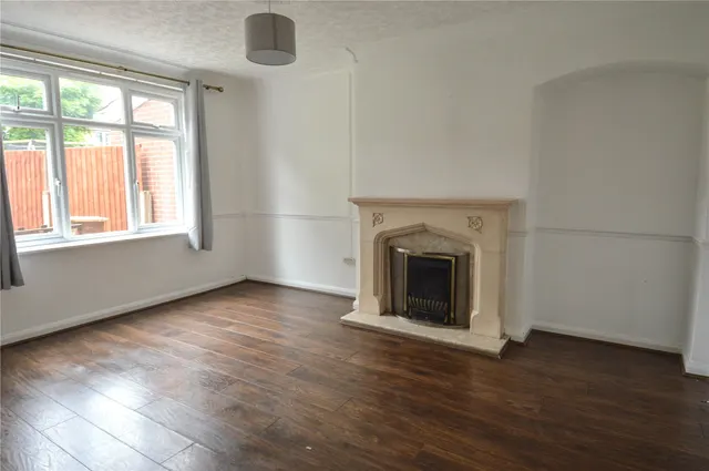 Photo 3 — Tinkers Farm Road, Birmingham, West Midlands, B31 1RN