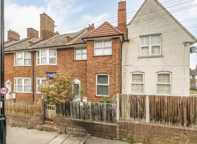Norton Gardens, Streatham, SW16, photo 1