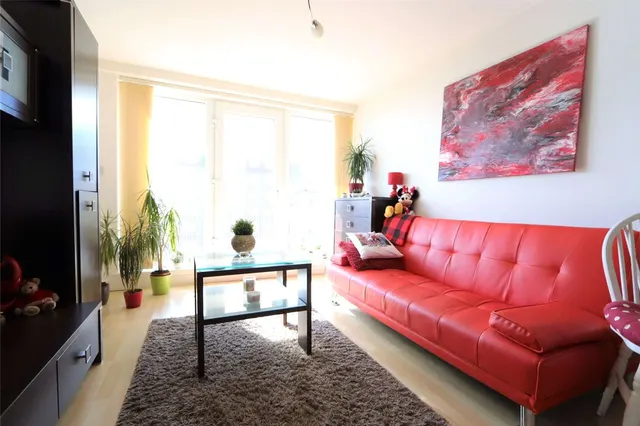 Photo 3 — Lakeside Rise, Manchester, M9 8QE