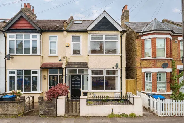 Photo 2 — Sydney Road, Raynes Park, London, SW20 8EG