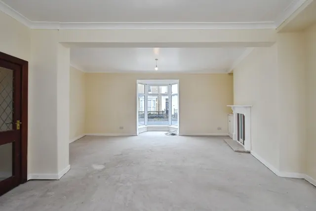 Coldstream Street, Llanelli, SA15, photo 3
