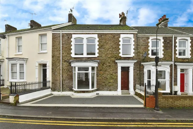Coldstream Street, Llanelli, SA15, photo 1