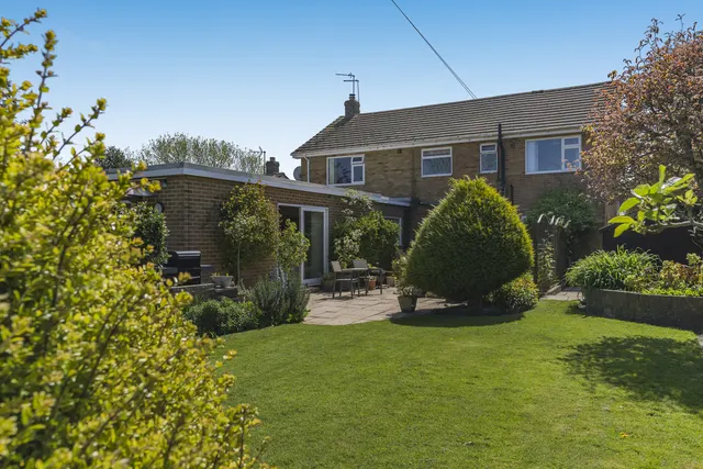 Charlton Road, Wantage, OX12, photo 1
