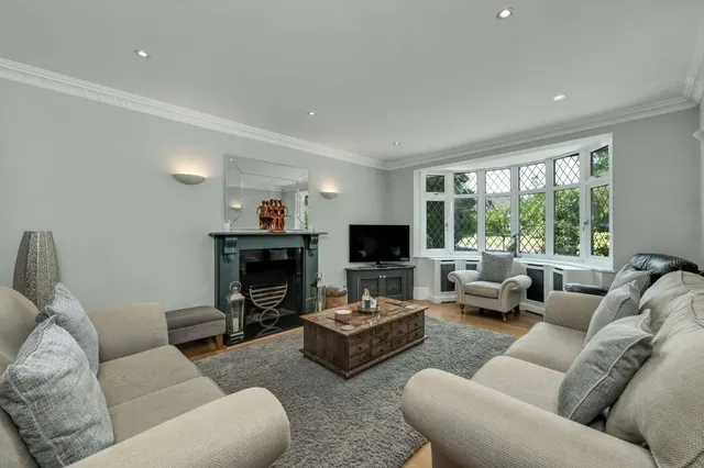 Photo 3 — The Green, Epsom, Surrey, KT17 3JN