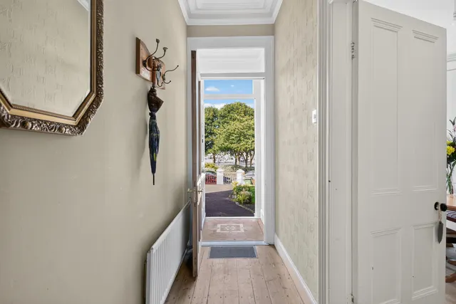 Queens Parade, bangor, BT20, photo 3