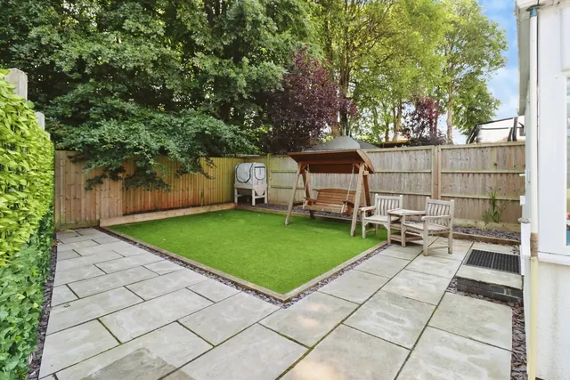 Photo 2 — Edmund Close, Downend, Bristol, BS16