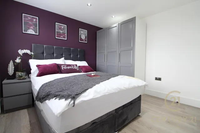 Villiers Avenue, Surbiton, KT5, photo 3