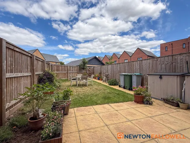 Stadium Avenue, Newark, NG24, photo 3