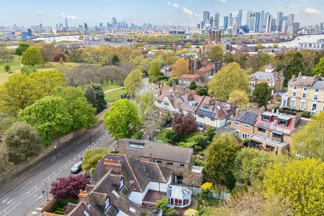Photo 3 — Maze Hill, SE3