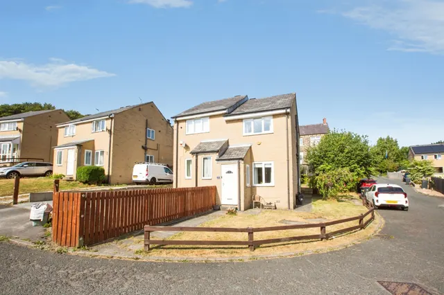 Hillside View, Sowerby Bridge, photo 1