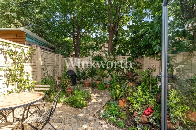 Gloucester Road, Seven Sisters, N17, photo 3
