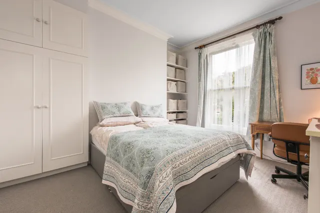 London, NW3, photo 3