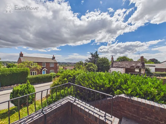 Moorgreen, Newthorpe, NG16, photo 1