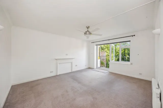 Muster Court, Haywards Heath, RH16, photo 3