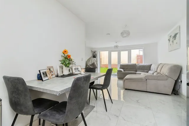 Eight Acre Drive, Paignton, TQ4, photo 2