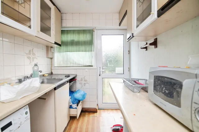 Photo 3 — Anderson Crescent, Birmingham