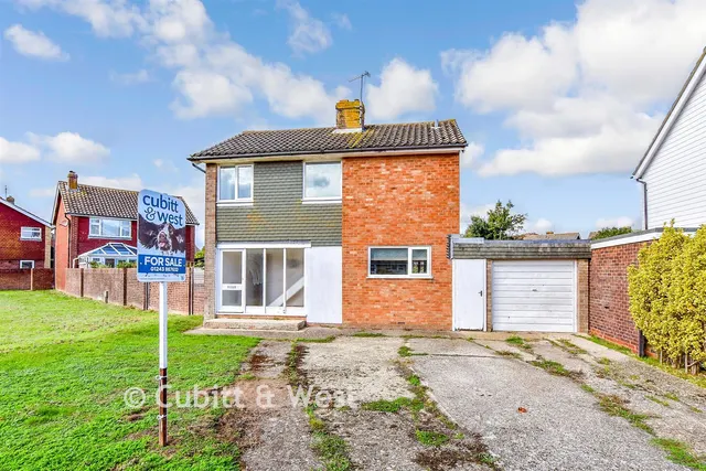 Oxford Drive, Aldwick, PO21, photo 1