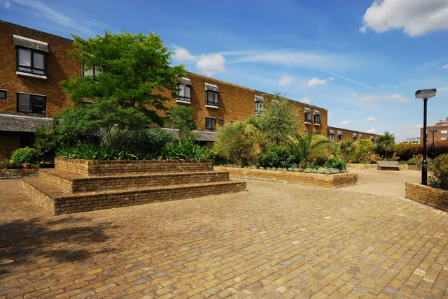 23 Broadwood Terrace, London, photo 1