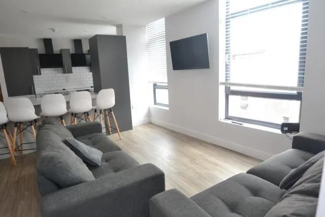 Standish Road, Fallowfield, M14, photo 3