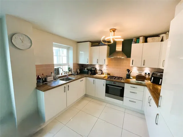 Photo 2 — Yarborough Drive, Doncaster, South Yorkshire, DN2