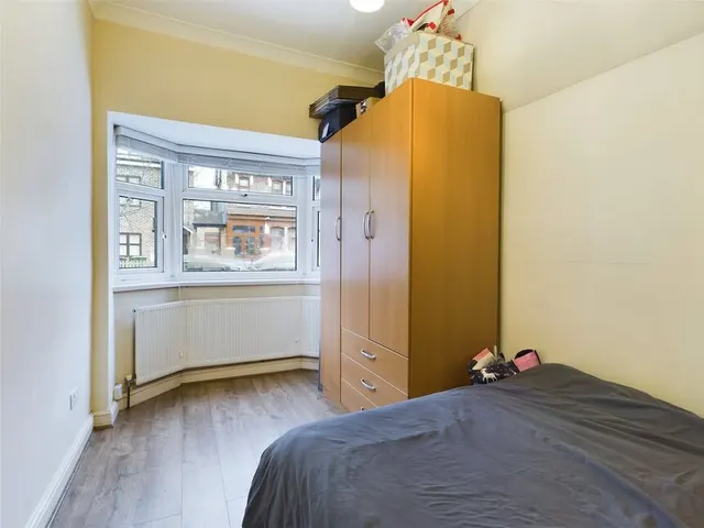 Derby Road, Forest Gate, E7, photo 3