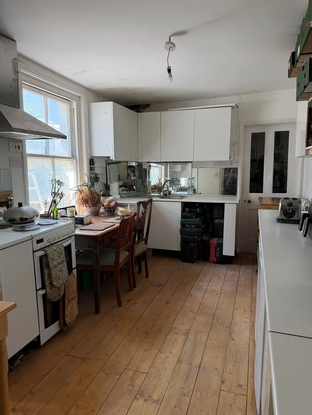 Market Close, Poole, BH15, photo 2