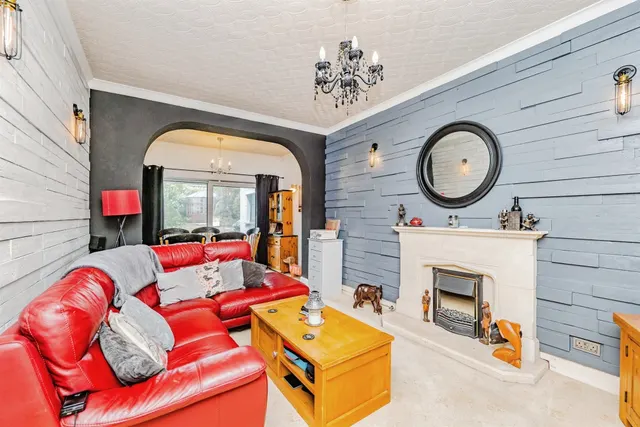 Wyndham Crescent, Bridgend, CF31, photo 3
