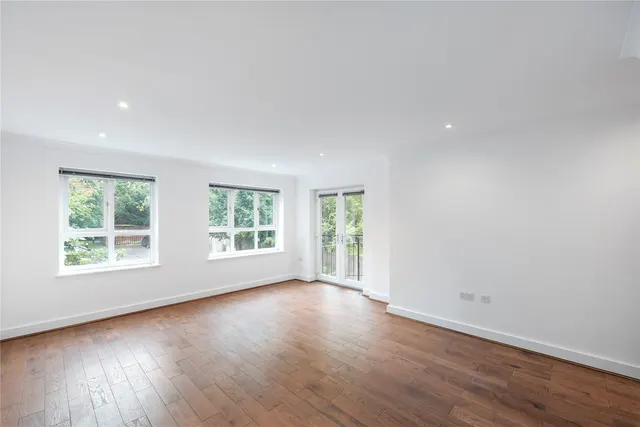 Photo 3 — Southend Road, Beckenham, BR3