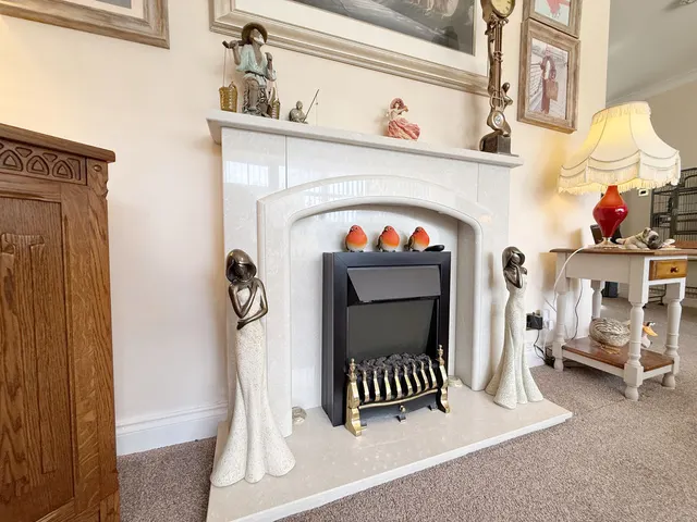 Photo 3 — Hough Road, Barkston