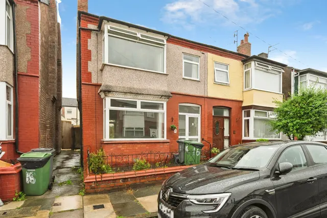 Silverdale Road, Wirral, photo 1