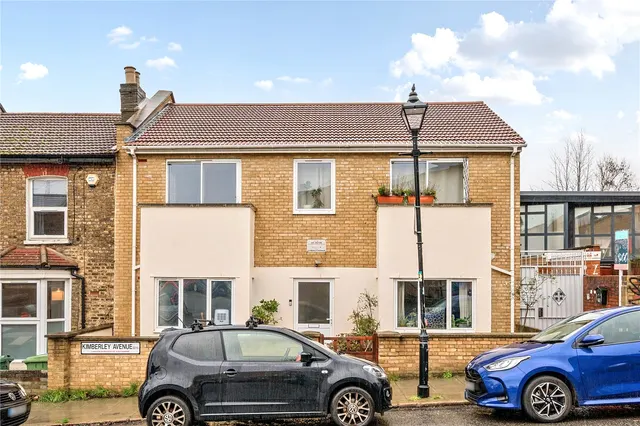 Kimberley Avenue, London, SE15, photo 1