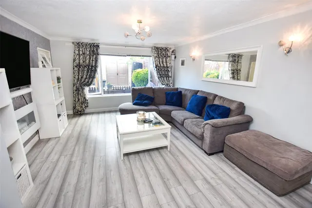 Photo 3 — Rother Road, Farnborough, Hampshire, GU14 9LP