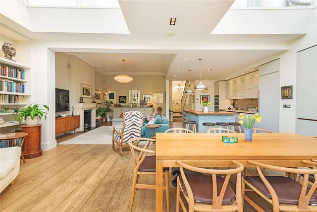 Photo 2 — Routh Road, London, SW18 3SW