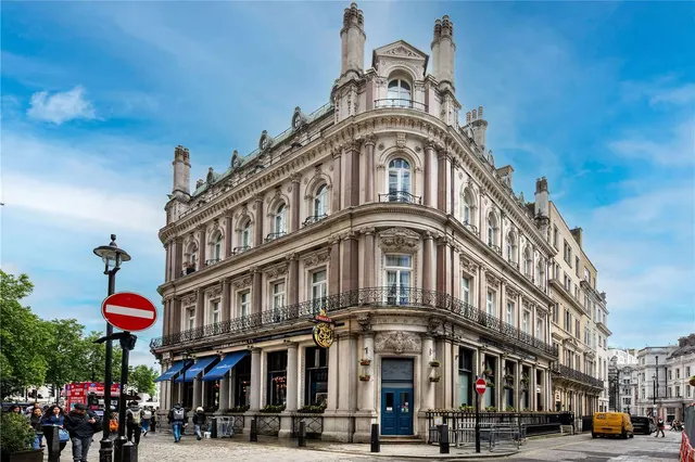 Spring Gardens, London, SW1A 2BB, photo 1