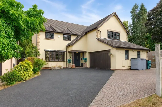 Llys Y Dderwen, Betws Yn Rhos, photo 1