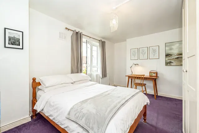 Lawson House, White City Estate, W12, photo 2