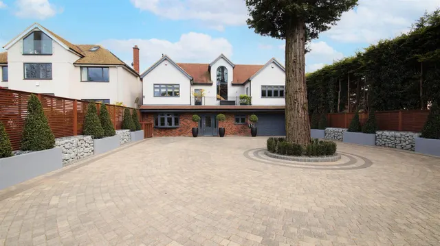 Nursery Road, Loughton, photo 1
