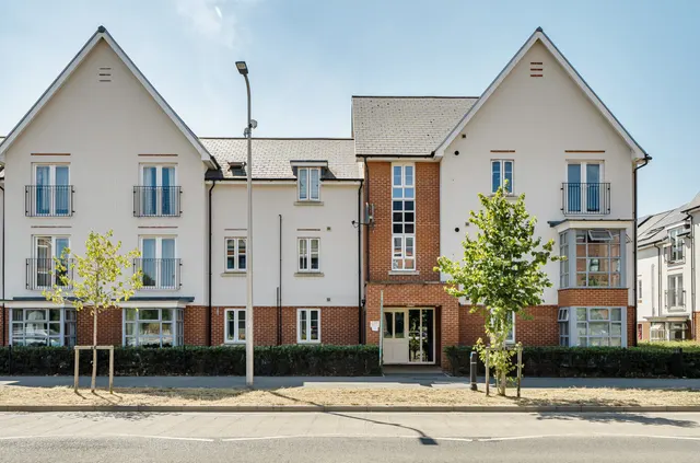 William Heelas Way, Wokingham, Berkshire, RG40 1GS, photo 1