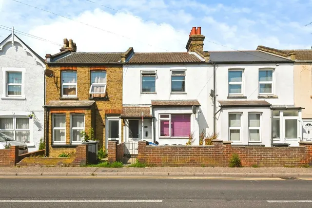 St. Osyth Road, Clacton-on-Sea, Essex, CO15, photo 1