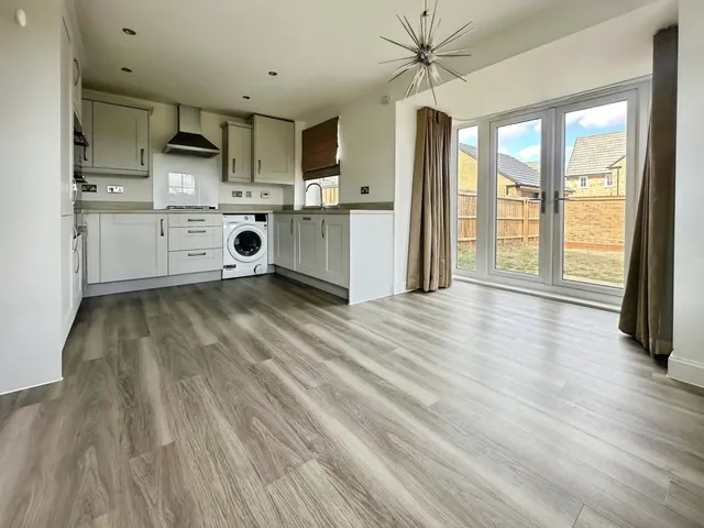 Butcher Drive, Huntingdon, PE29, photo 2