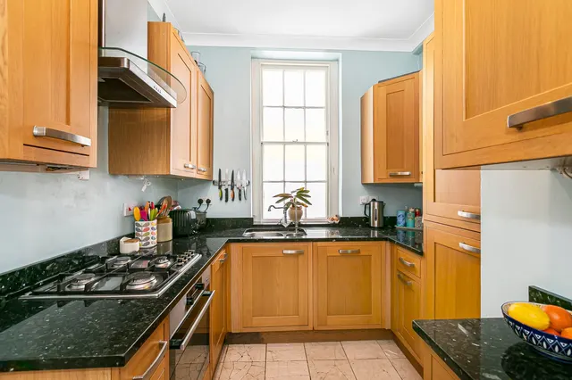 Sussex Square, Brighton, BN2, photo 2
