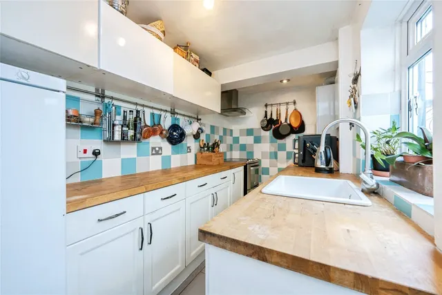 Photo 3 — Plantation Road, Leighton Buzzard, Bedfordshire, LU7