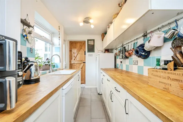 Photo 2 — Plantation Road, Leighton Buzzard, Bedfordshire, LU7