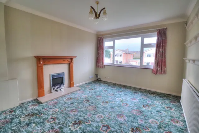Tiverton Road, Loughborough, LE11, photo 3