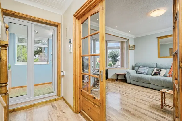 Brentford Avenue, Whitleigh, PL5, photo 3