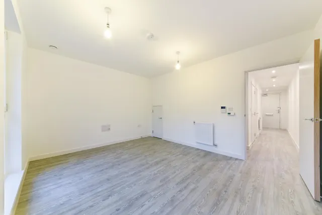 Upton Gardens, E13, photo 2