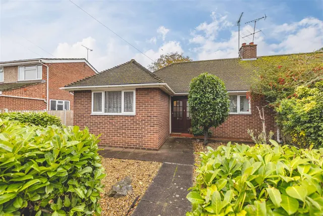 Sheepcote Road, Eton Wick, Berkshire, SL4 6JA, photo 1