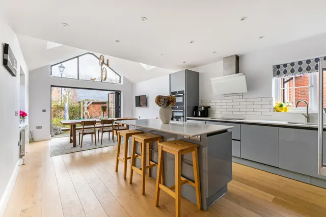 Damson Drive, Hartley Wintney, Hook, RG27 8WR, photo 1