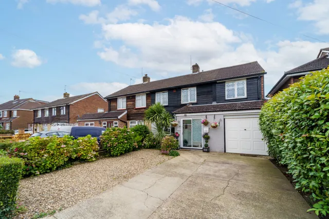 Tudor Road, Ashford, photo 1
