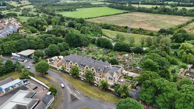 Photo 2 — Priory Road, Stamford, PE9